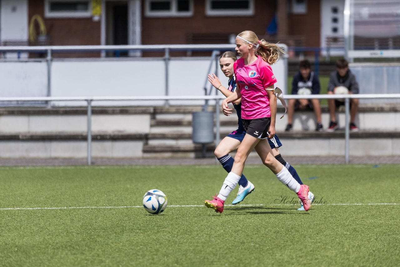 Bild 238 - wCJ Osterroenfelder TSV - VfL Pinneberg : Ergebnis: 0:15